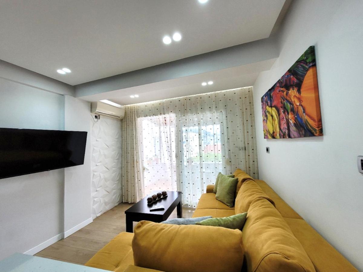 Loi Apartment Sarande Exterior photo