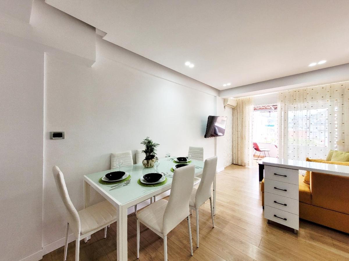 Loi Apartment Sarande Exterior photo