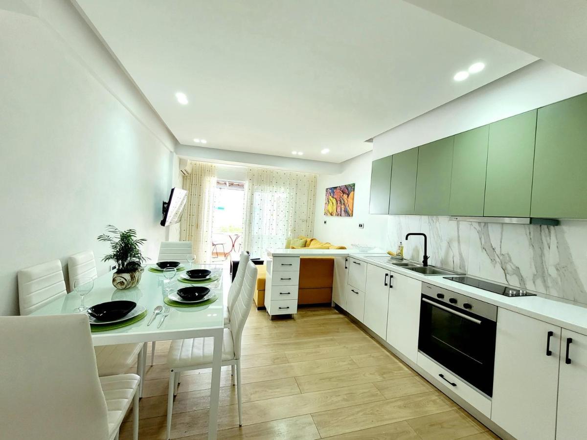 Loi Apartment Sarande Exterior photo